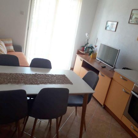Apartments Mira Makarska Exterior foto